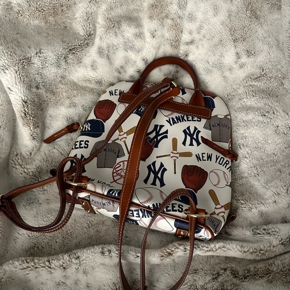 D&B Yankee Backpack! - Picture 2 of 3